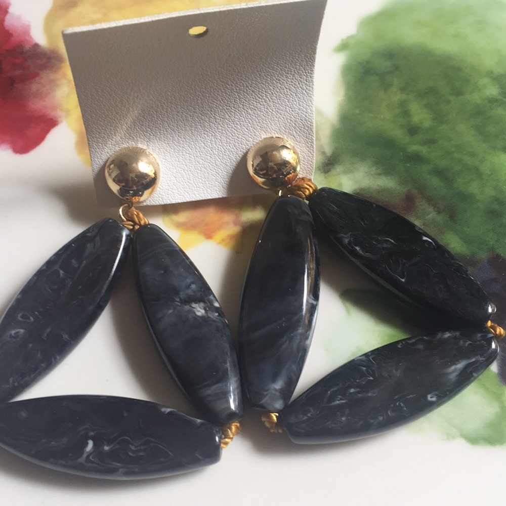 Free people Pyramid Resin Earrings - Picture 6 of 6